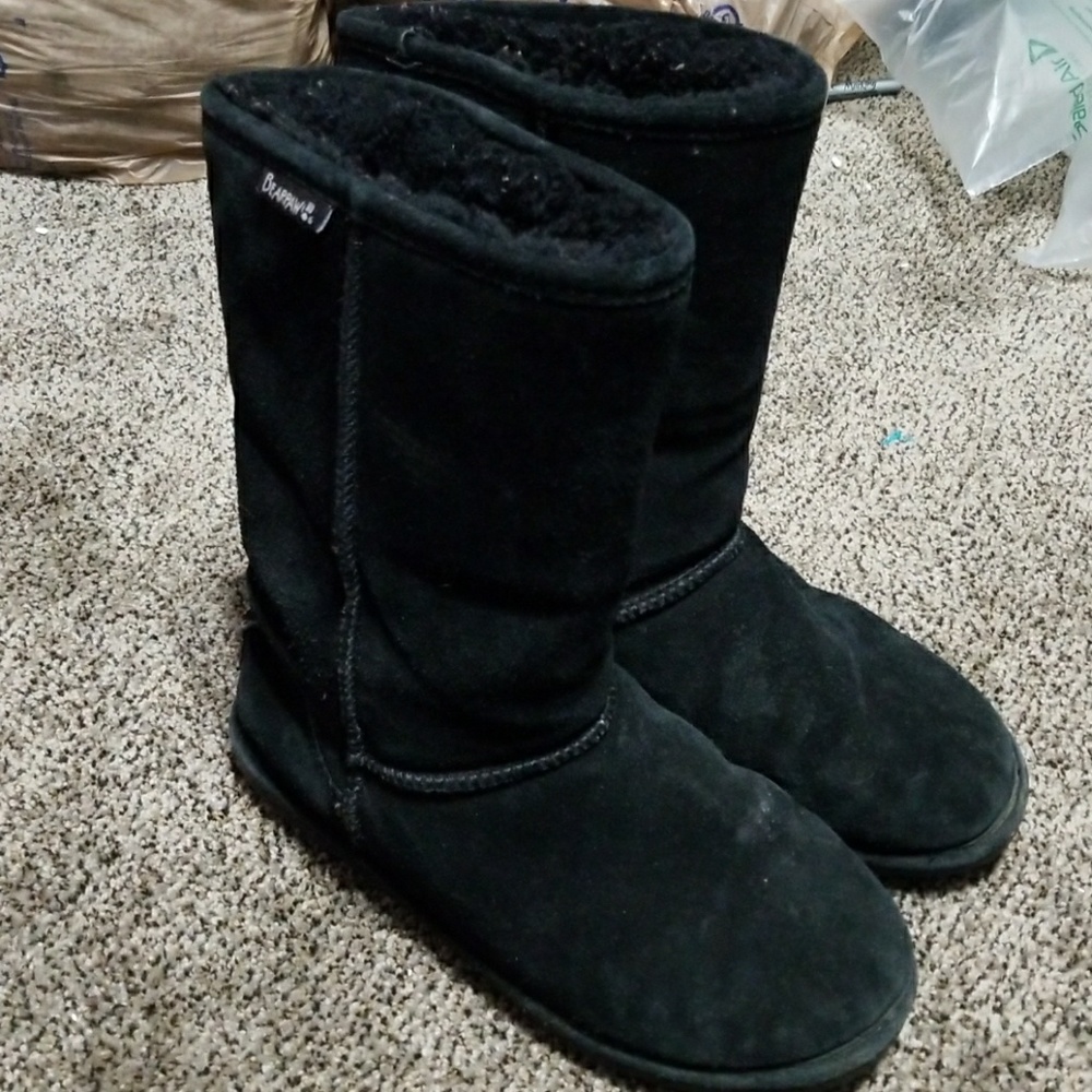 Bearpaw Boots Size 8